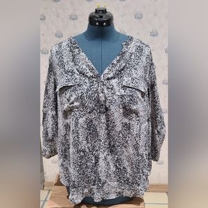 Torrid Harper Georgette Pullover 3/4 Sleeve Blouse, size 2